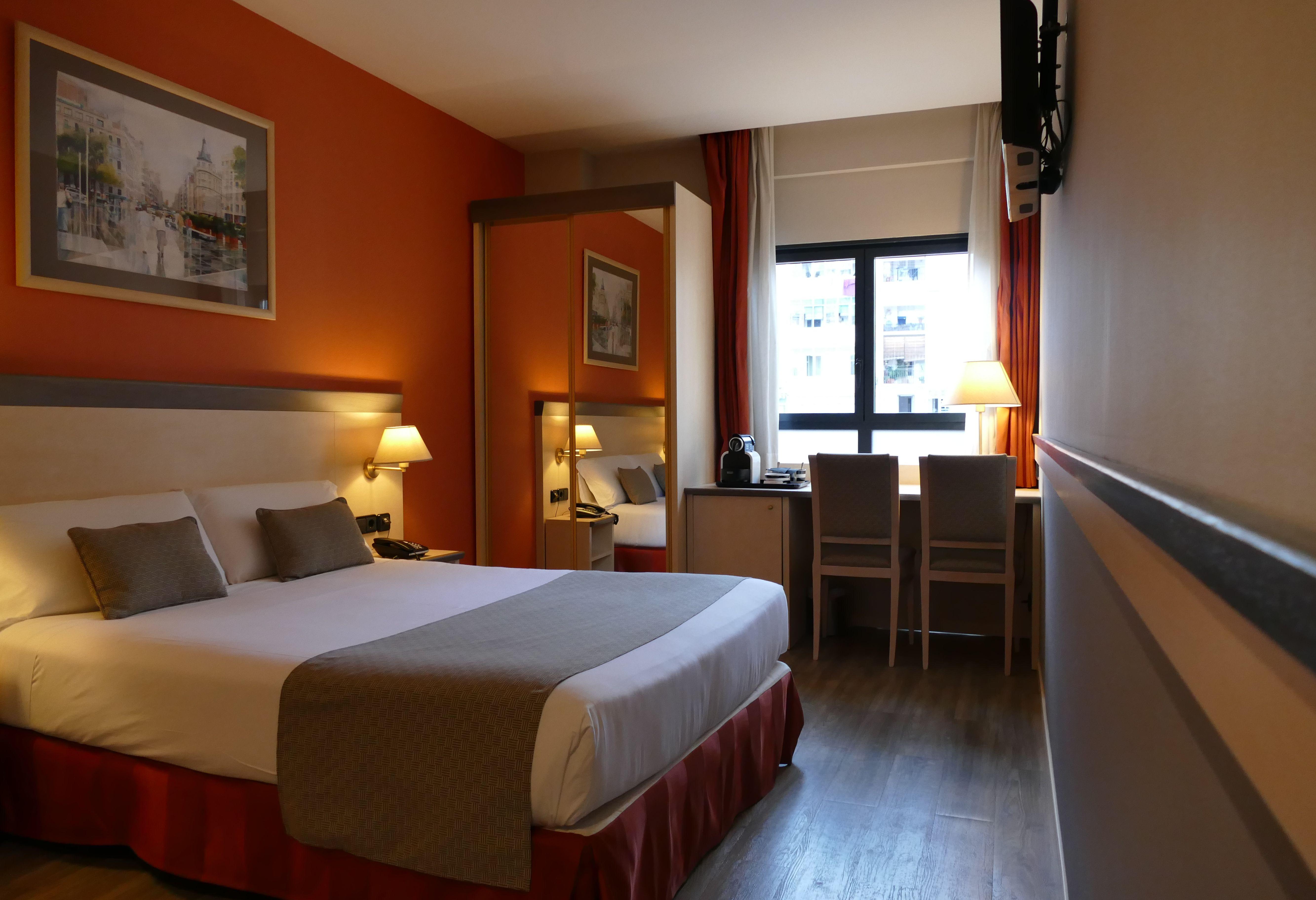 Petit Palace Trencadis, Barcelona